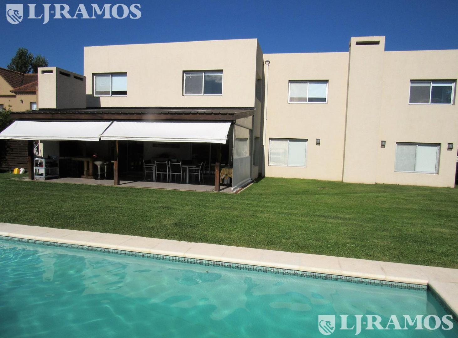 Foto de Casa en Alquiler sin muebles. Lote Interno. 4 Dormitorios y Escritorio., imagen 2