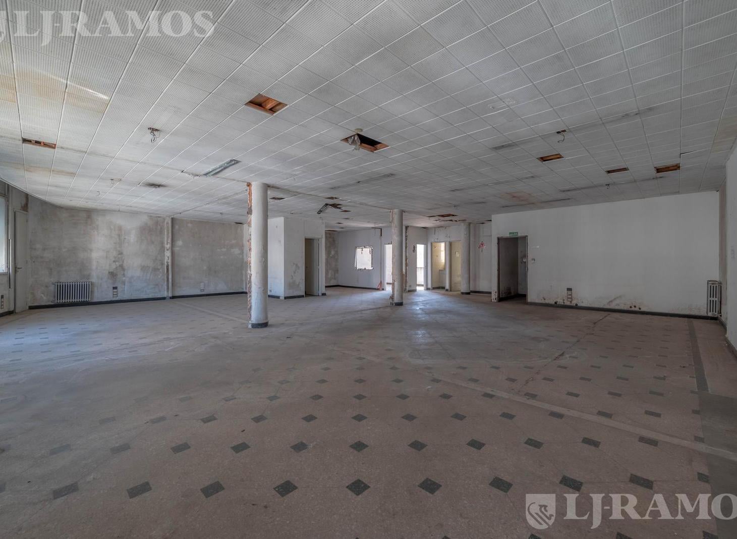 Foto de Edificio Comercial en Monserrat, imagen 3