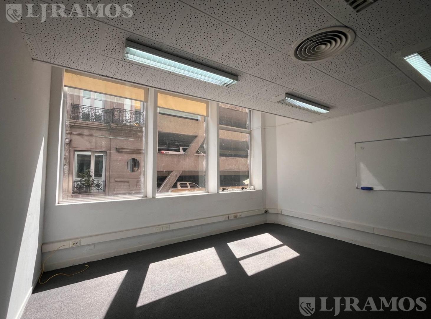 Foto de Edificio corporativo en block en venta | 4.430 m² | Centro, imagen 3