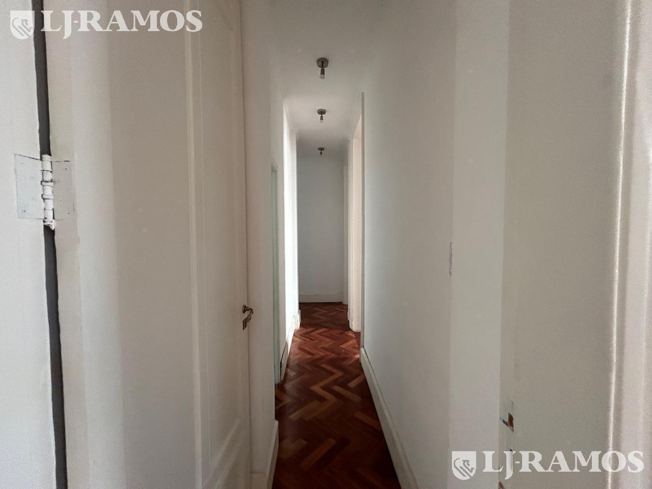 Foto de Junin y Paraguay. Apto profesional y/o comercial. Alquiler., imagen 3