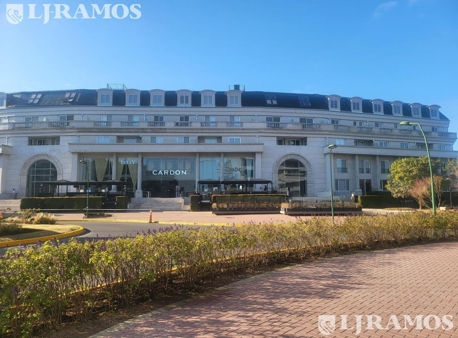 Foto de Departamento de 3 amb. resuelto en 2 plantas en Chateau Del Portal, imagen 1