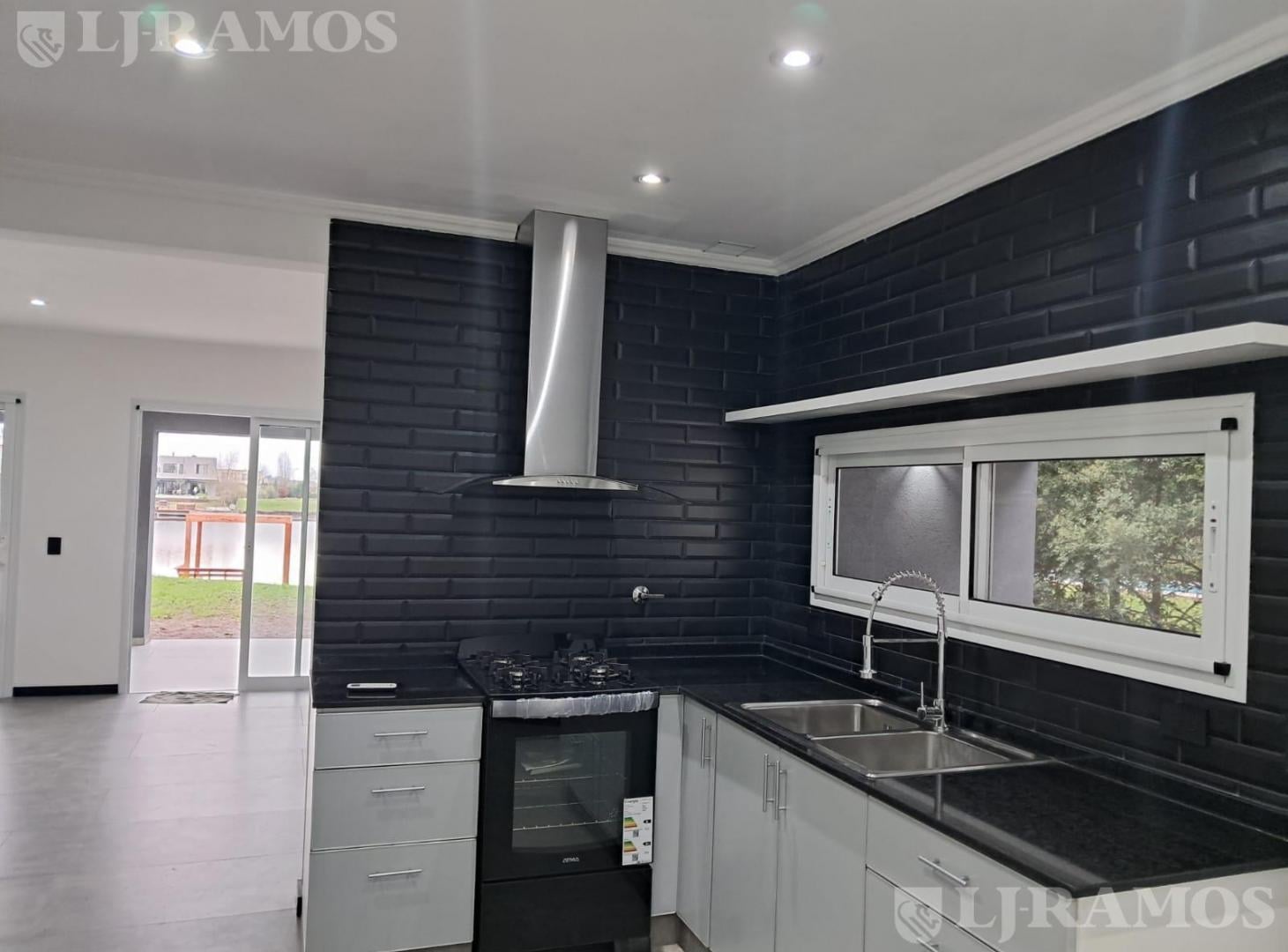 Foto de ALQUILER DE VIVIENDA San Sebastián al agua MB, imagen 2