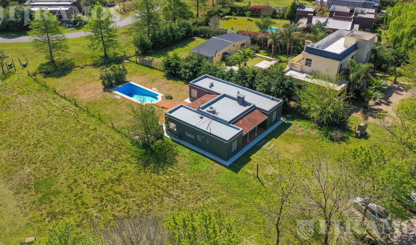 Foto de Casa en alquiler por 24 meses con piscina 4 dormitorios ,Altos De, imagen 4