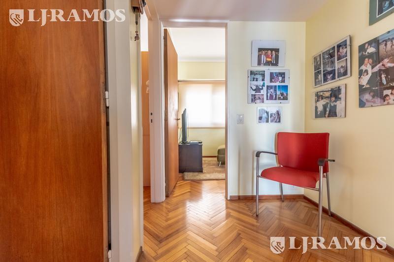 Foto de Migueletes y Av. del Libertador - VISTA ABIERTA LUZ Y SOL BALCON Y, imagen 3