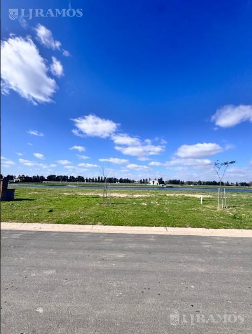 Foto de Silvestre - Lote al agua de 716 m2 - con posibilidad de financiación., imagen 2