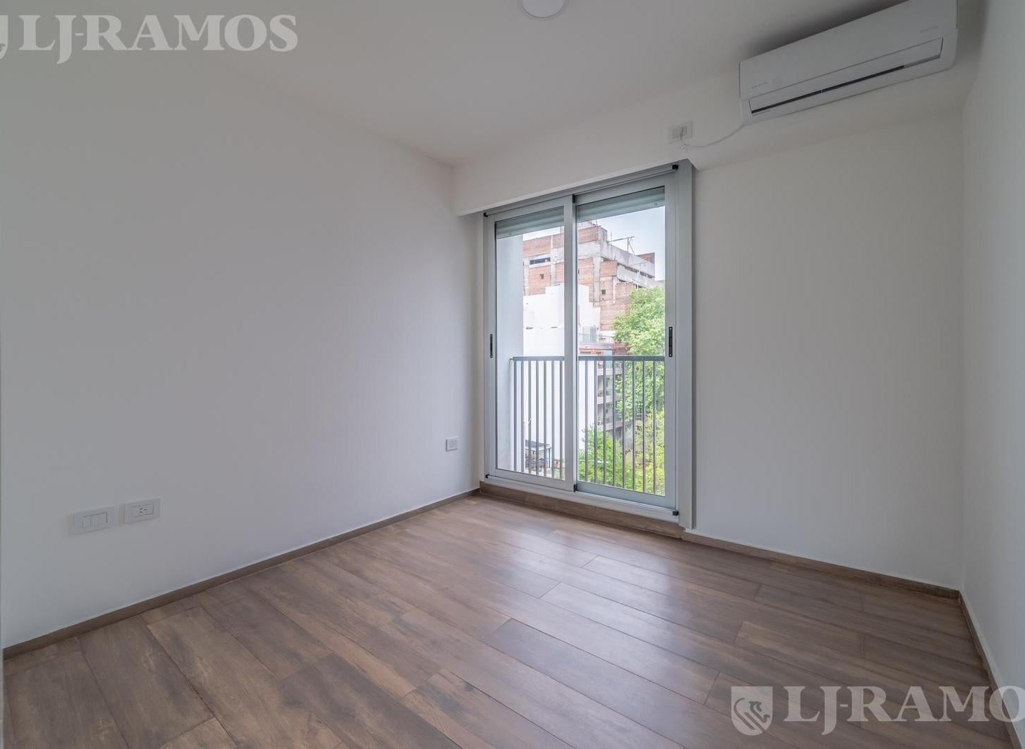 Foto de Departamento en alquiler 3 ambientes, balcón aterrazado,en Montañeses y, imagen 2