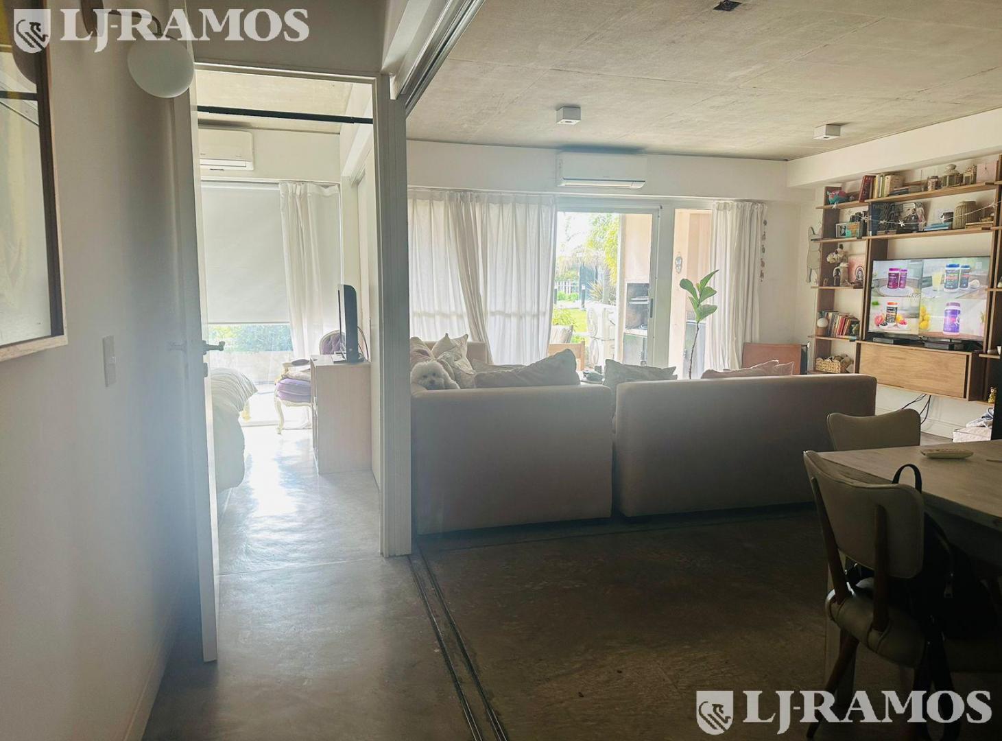 Foto de AMPLIO DEPARTAMENTO DE 2 AMBIENTES EN PB EN ALQUILER EN TERRAZAS DEL, imagen 4