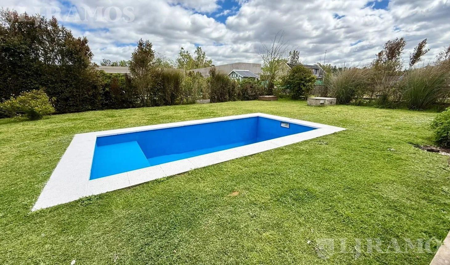 Foto de Casa a la Venta en Canton Norte con Pileta en 1 Planta PG, imagen 3