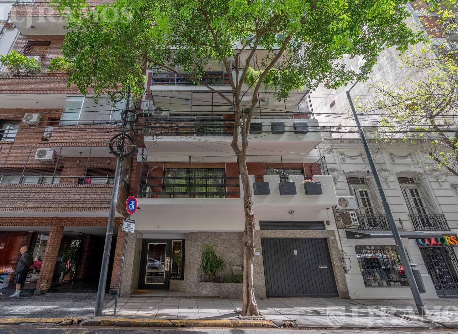 Foto de Departamento Duplex con 2 cocheras en Recoleta, imagen 2