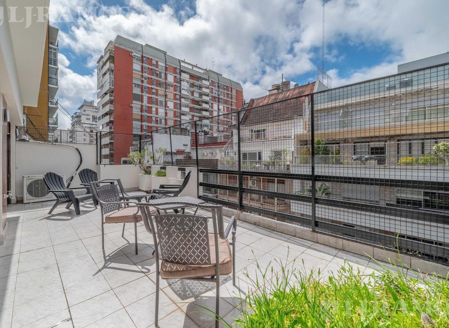 Foto de Departamento Duplex con 2 cocheras en Recoleta, imagen 1