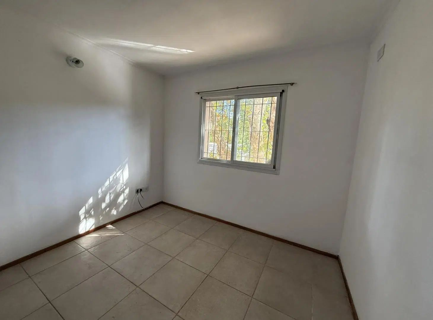 Departamento de 3 dormitorios con cochera en zona norte 3