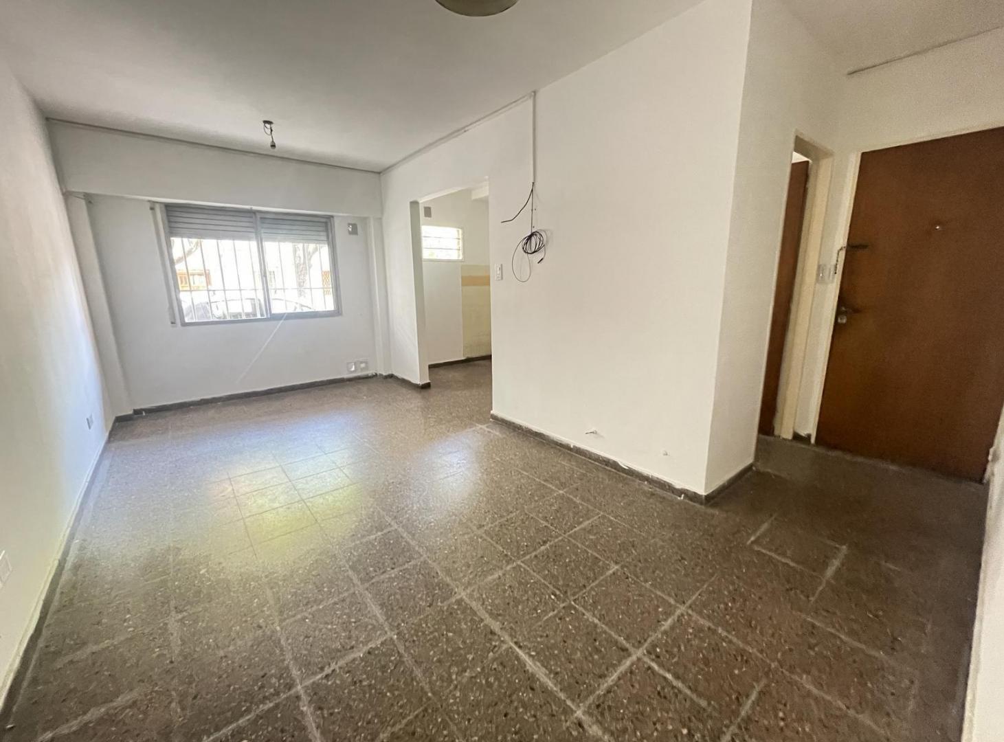Foto de Dos dormitorios con patio en Lourdes, imagen 3