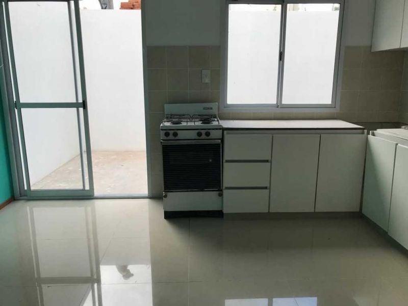 Venta Casa Tipo Duplex 3 Ambientes en Berazategui 4