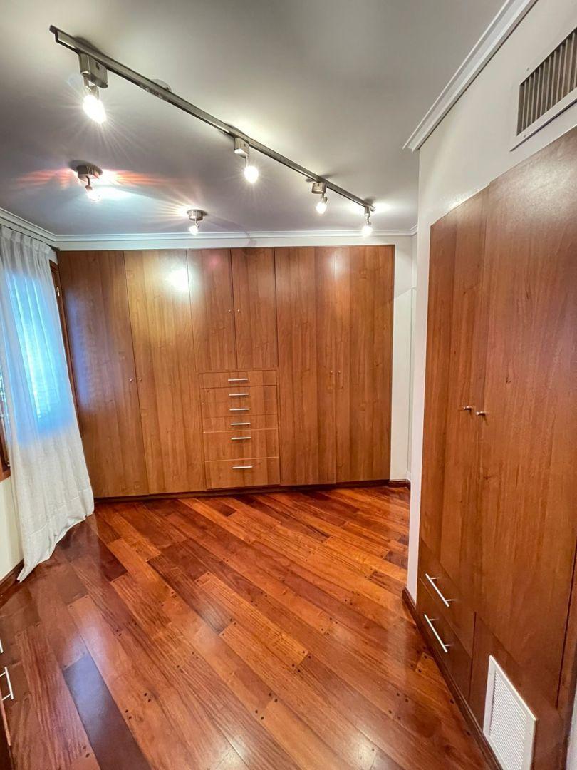 Venta de Casa en Quilmes 5 Ambientes. 1