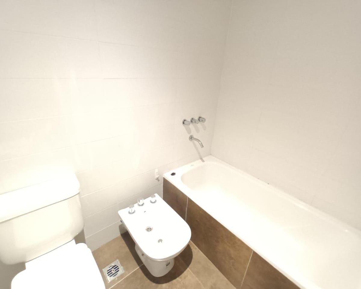 Venta de Departamento 3 Ambientes Quilmes Centro. 3
