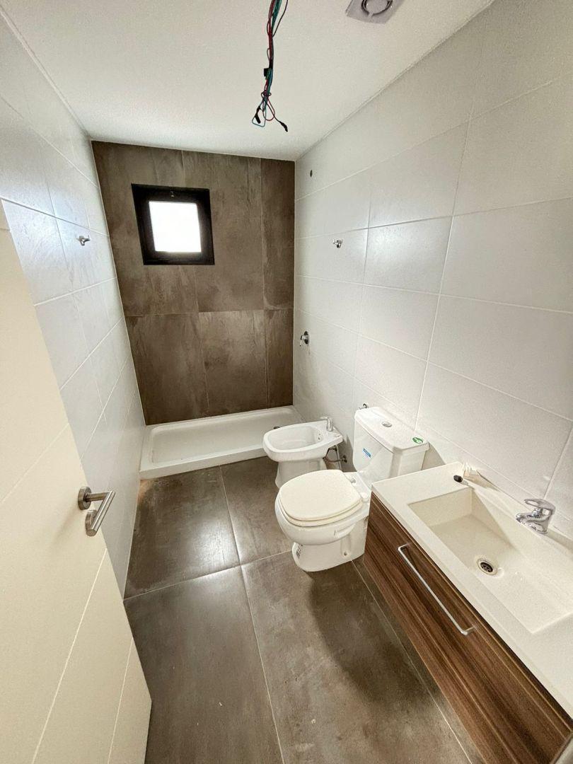 Venta de Departamento 2 Ambientes en Bernal 2