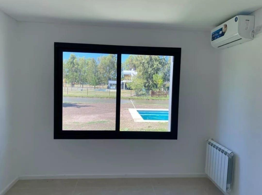 Venta de Casa 4 AMBIENTES en Miralagos Club de Campo, Brands