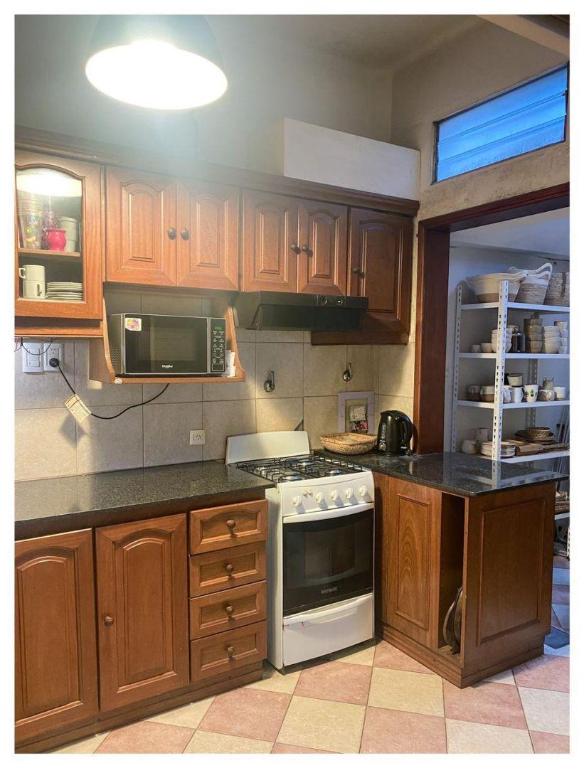 Venta de Casa 4 Ambientos en Quilmes 2