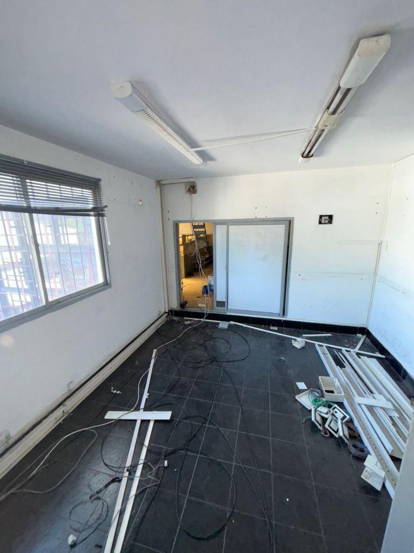 Venta de Galpón Berazategui 5
