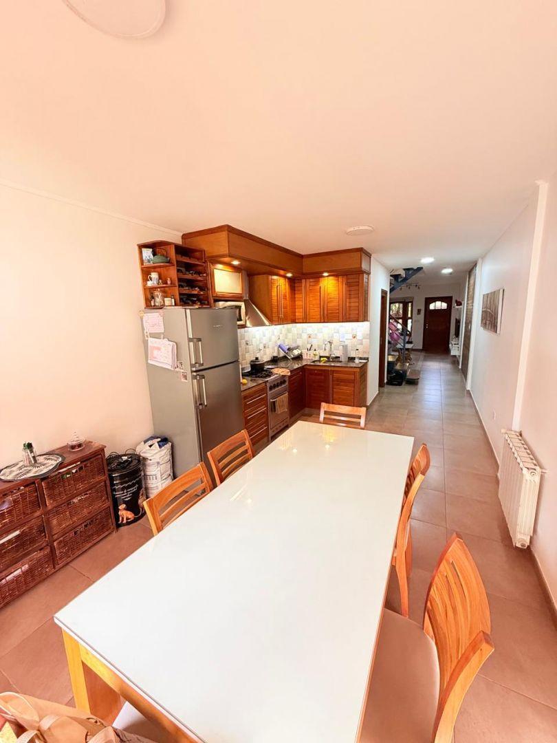 Triplex 4 Ambientes en Venta Quilmes 1
