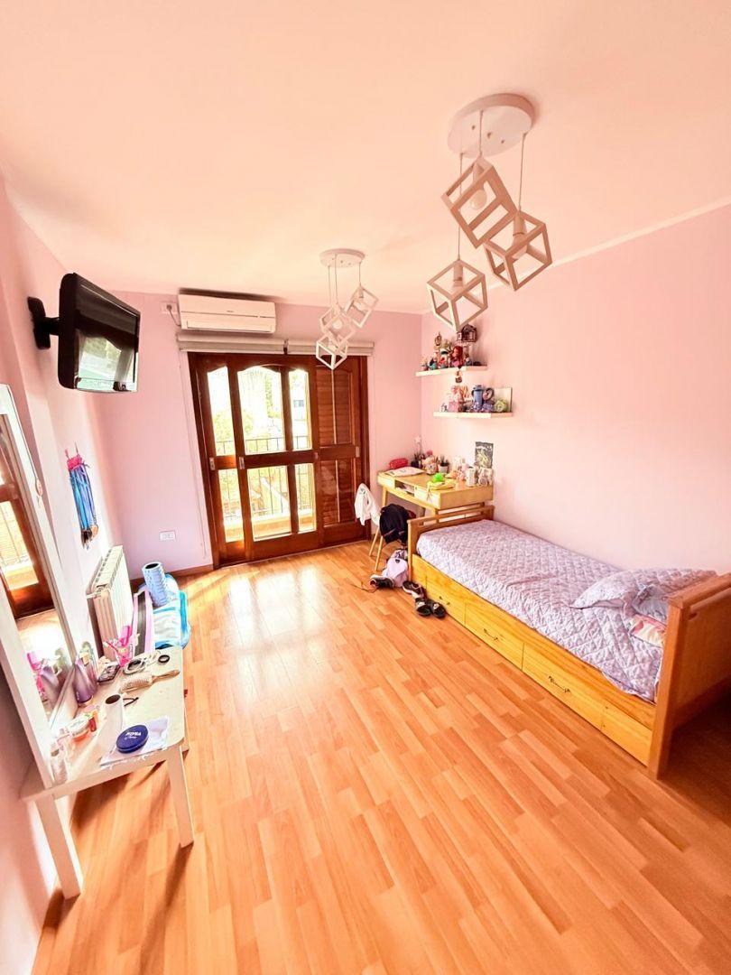 Triplex 4 Ambientes en Venta Quilmes 1