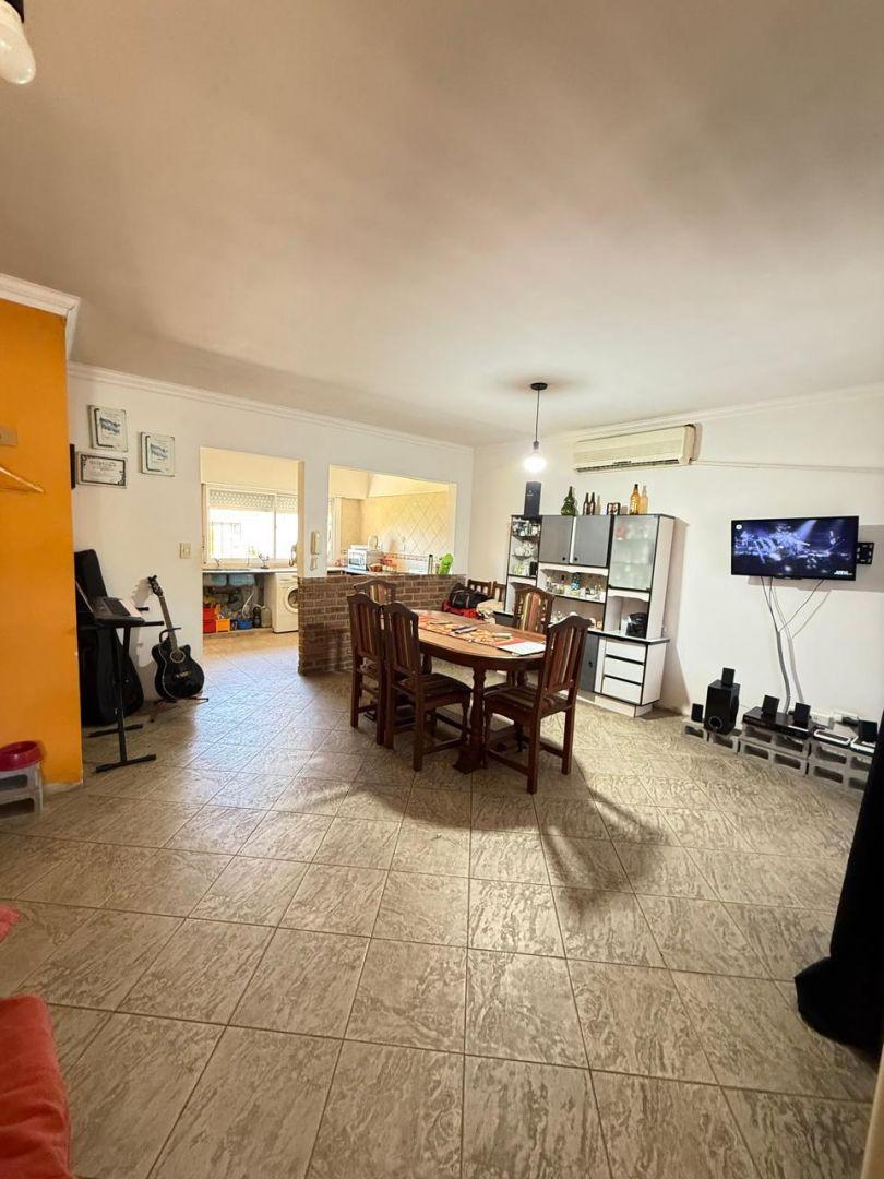 Venta Casa 4 Ambientes Quilmes 5