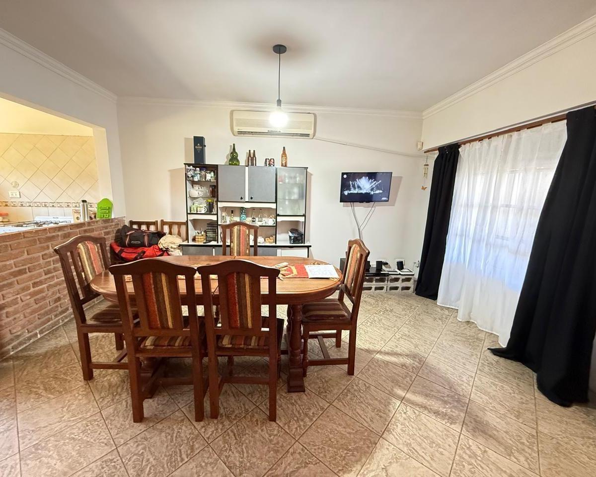 Venta Casa 4 Ambientes Quilmes 3