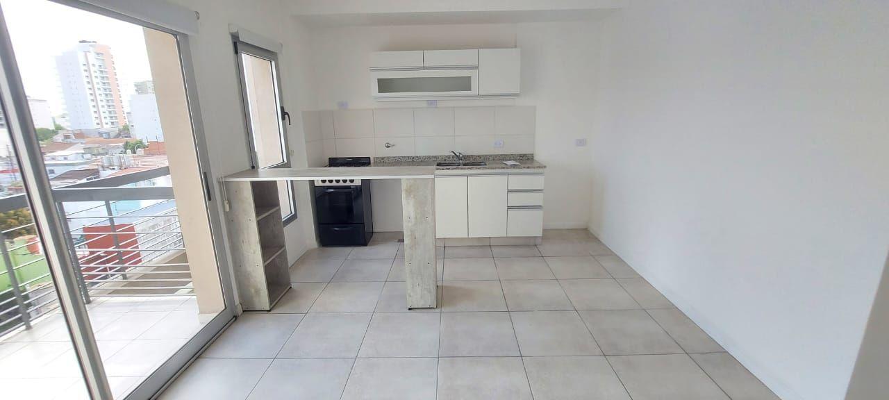 Foto de VENTA DEPTO 2 AMBIENTES EN WILDE, imagen 4