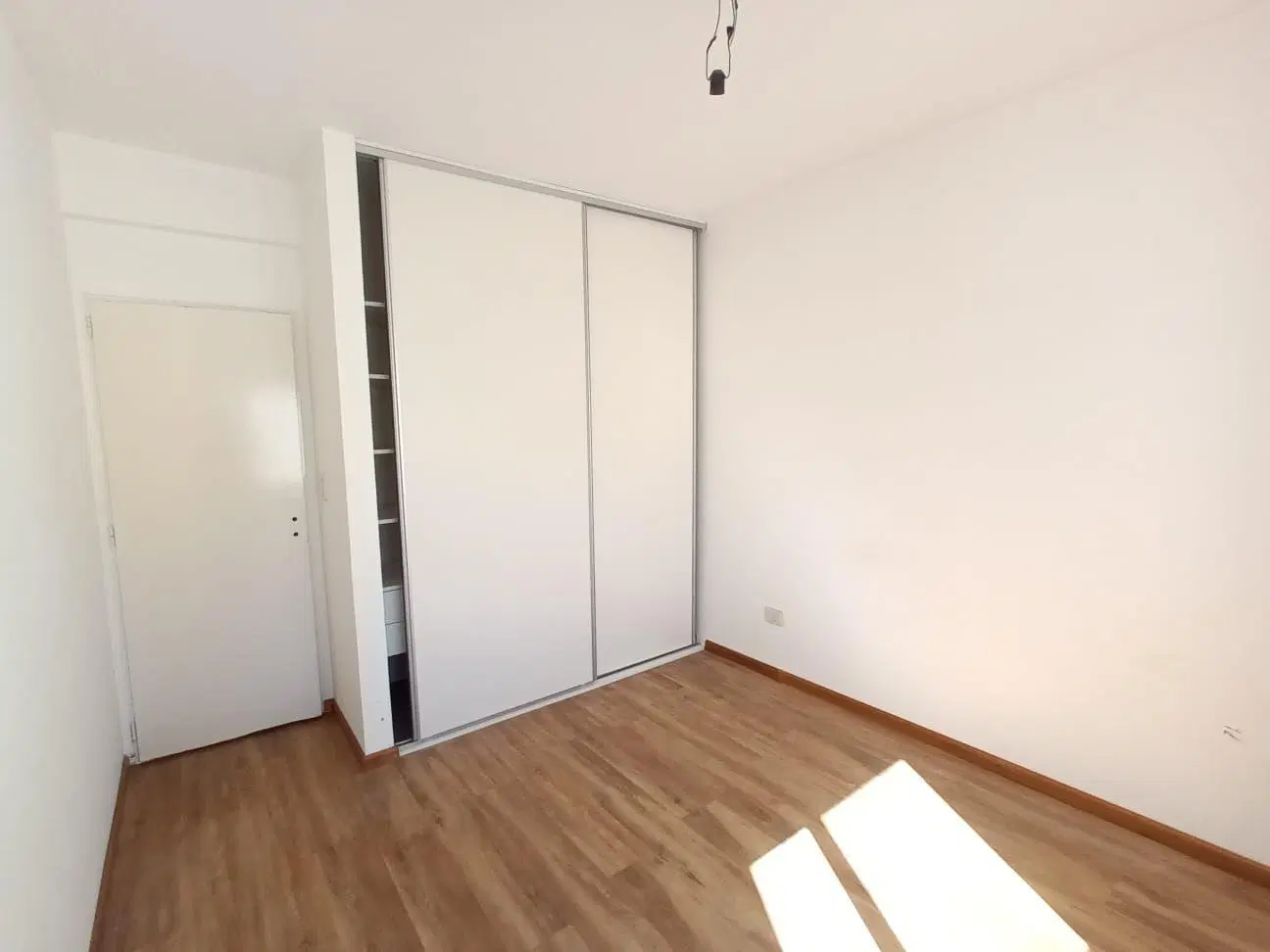 ALQUILER DE 2 AMBIENTES EN WILDE 3