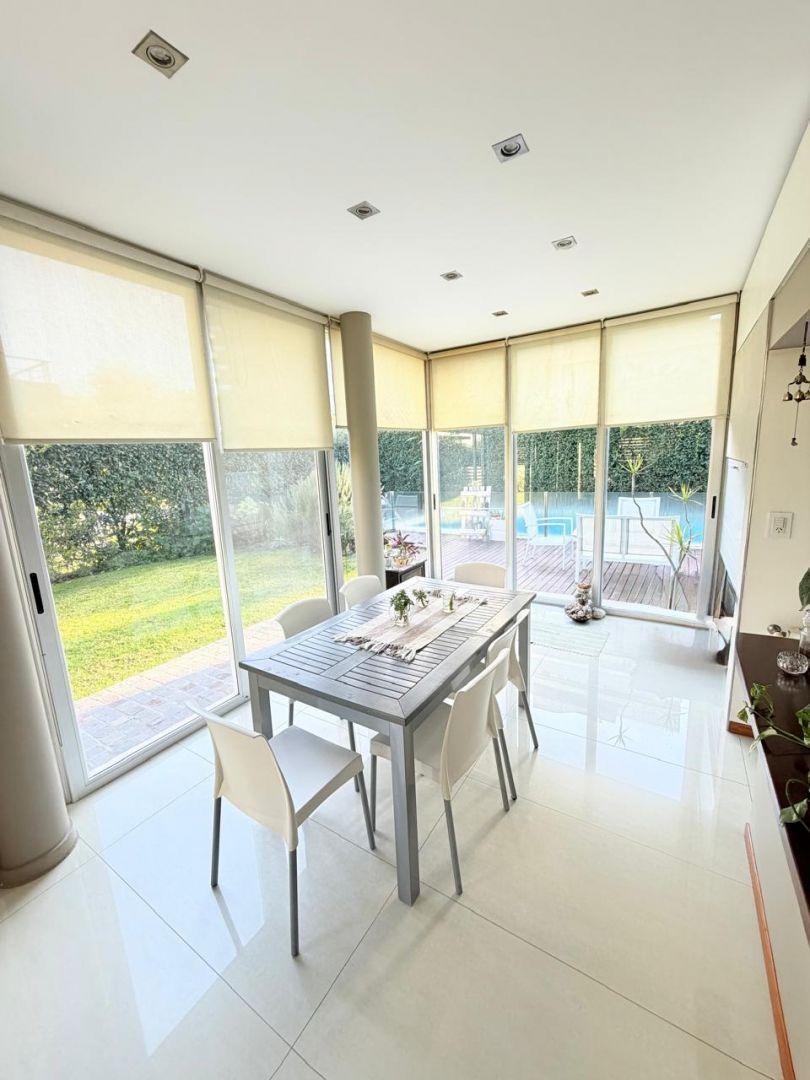 Foto de VENTA CASA DE 4 AMB EN BARRIO CERRADO, imagen 4