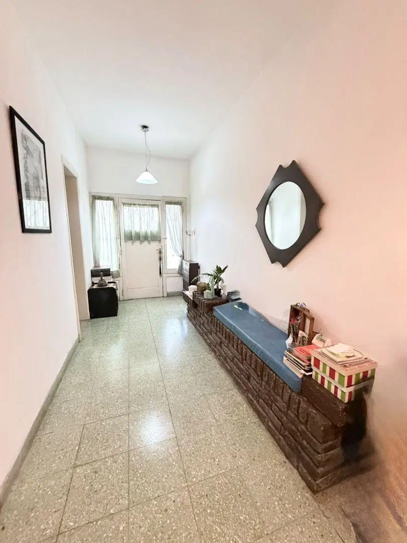 Casa 3 ambientes. | AZCUENAGA al 100 3