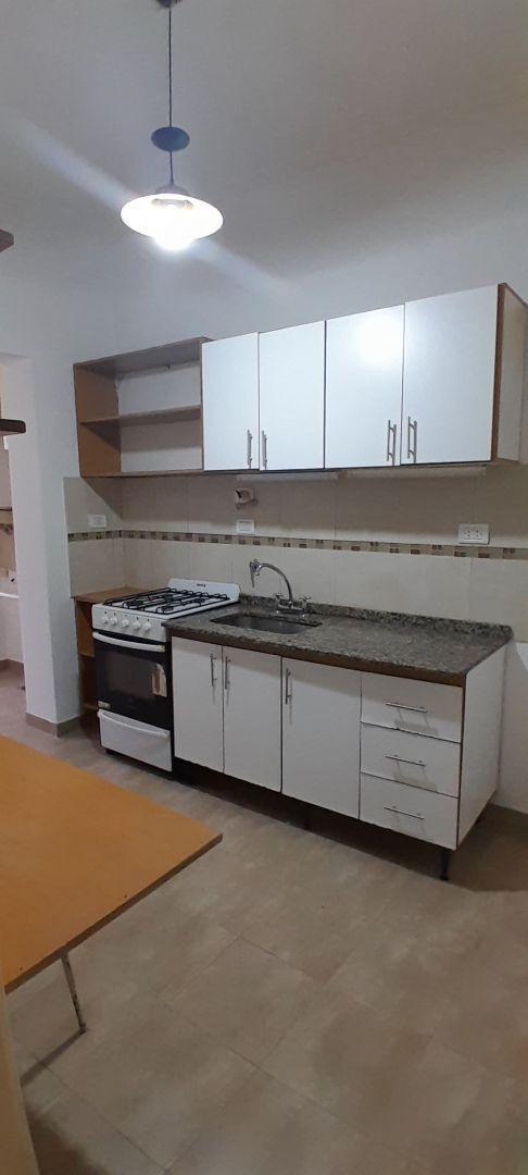 Foto de Alquiler de casa 3 ambientes en Quilmes centro, imagen 1