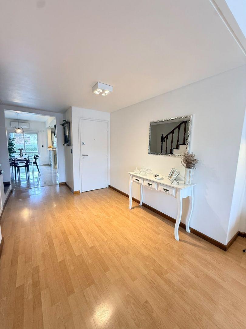 Foto de VENTA DE CASA TIPO DUPLEX 4 AMBIENTES EN QUILMES, imagen 5