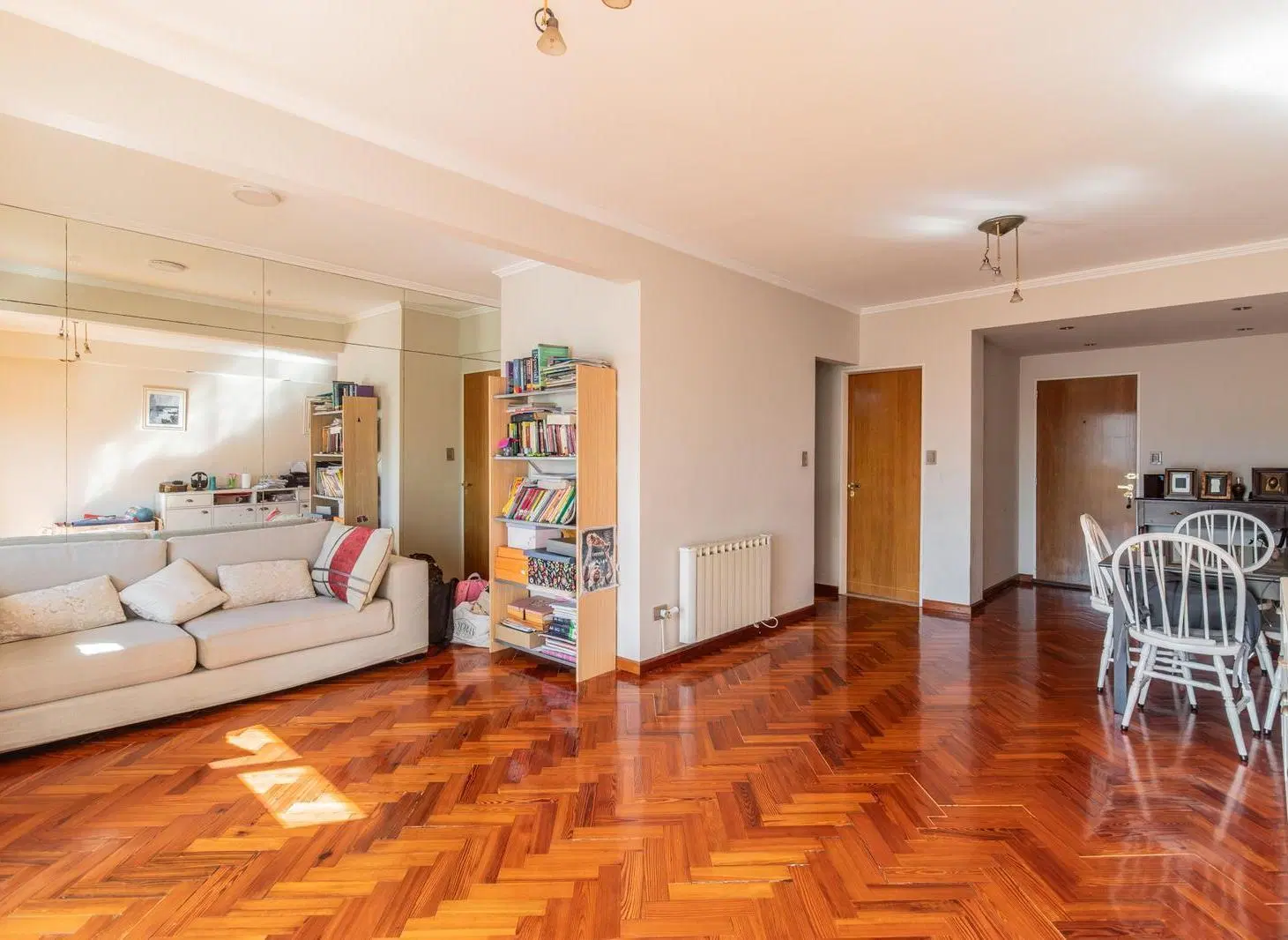 VENTA - 3 AMBIENTES - APTO CREDITO - DOBLE CIRCULACION - TOILETTE - LAVADERO - BALCON 2