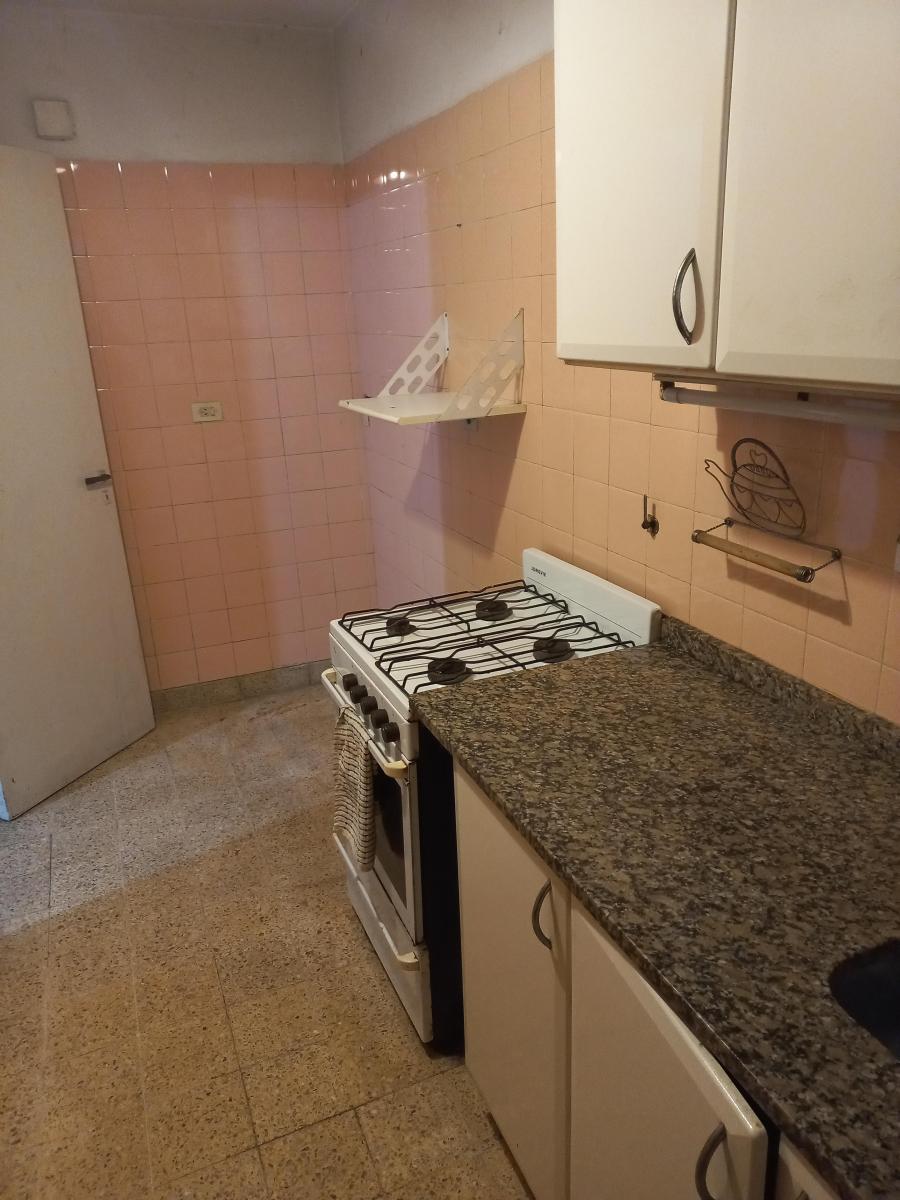 DEPARTAMENTO DE 2 AMB.  EN PLANTA BAJA C/ PATIO, !!! APTO CREDITO BANCARIO!!!