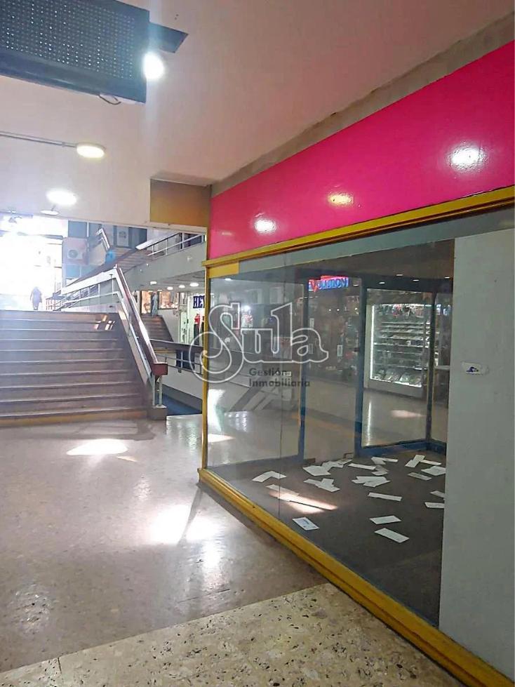 Oportunidad Local 12 m Galería Crédito Liniers 3