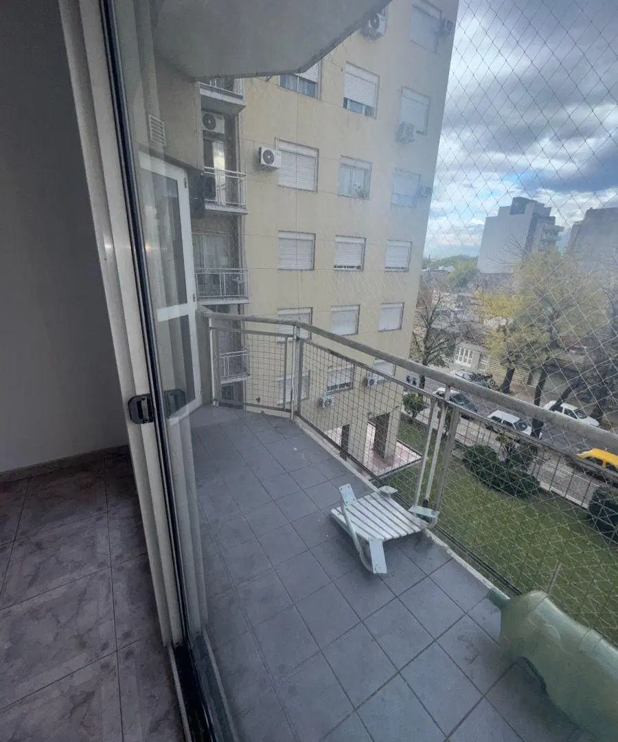 Departamento de 40 m² con balcon en alquiler en Mataderos 2