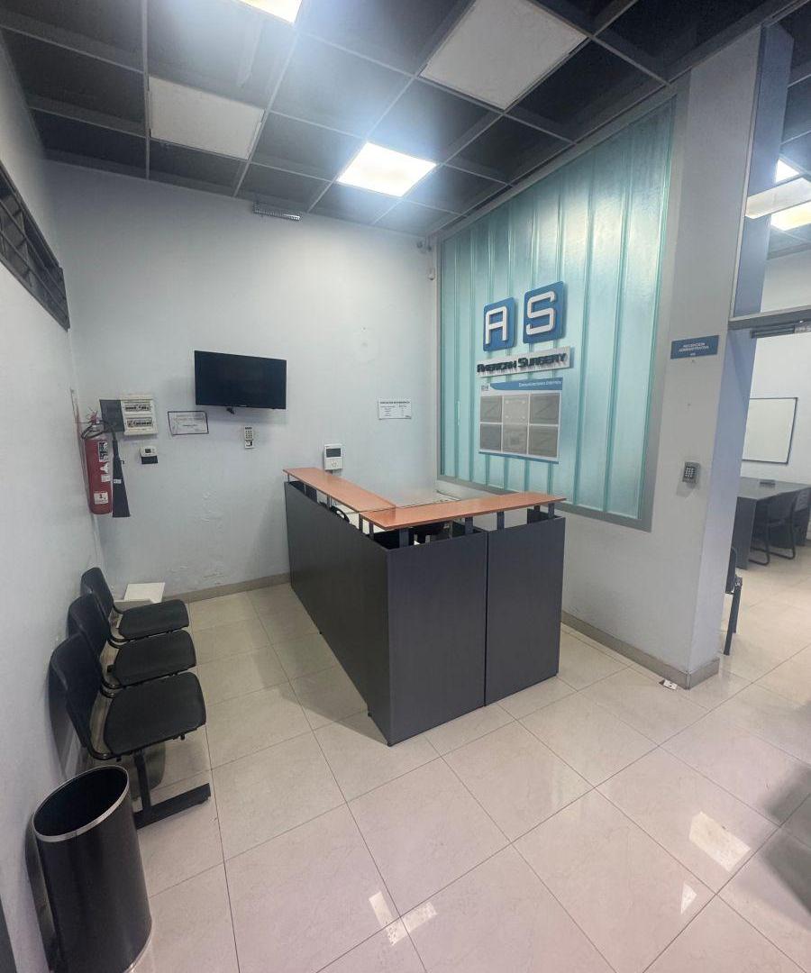 Foto de Oficina comercial de 600 m² en alquiler en Velez Sarsfield floresta, imagen 1