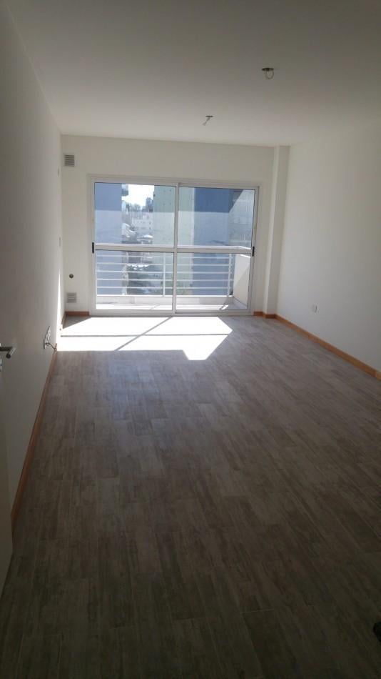 Foto de OPORTUNIDAD !!ALQUILER MONOAMBIENTE EN FLORES-A 2 CUADRAS DEL SUBTE Y, imagen 1