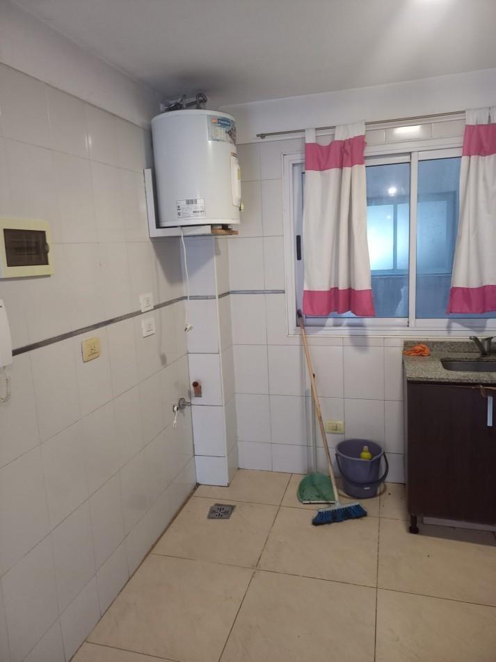Foto de EXCELENTE MONOAMBIENTE EN ZONA RESIDENCIAL. . FLORES NORTE. TRANQUILO, imagen 4