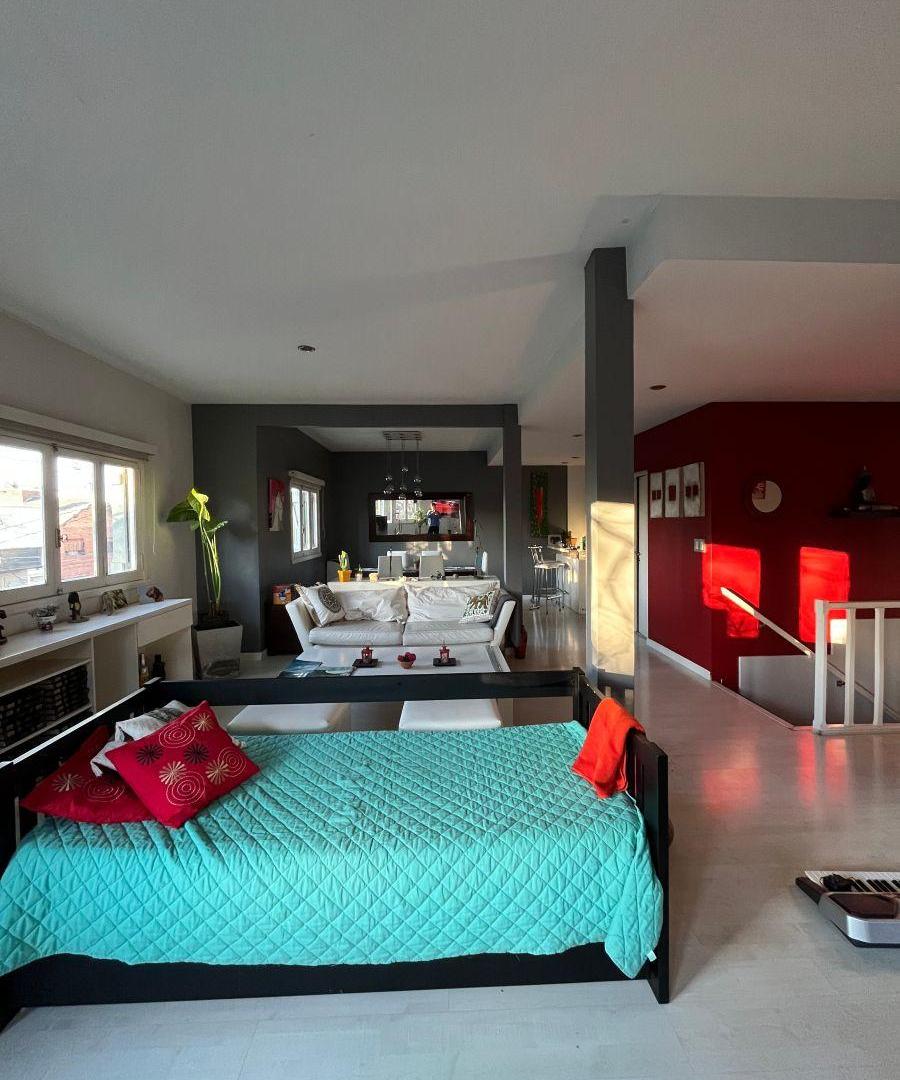 Casa de estilo en playa grande a metros de Alem