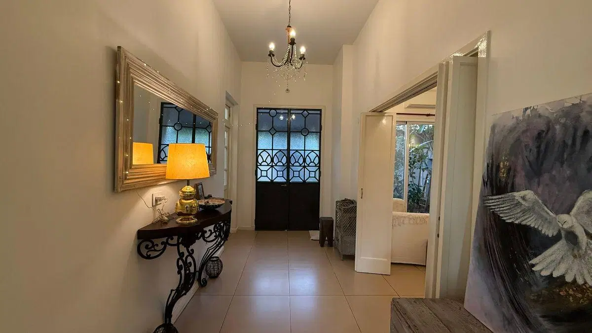 Casa 4 dormitorios amoblada con pileta y jardín, Victoria 5