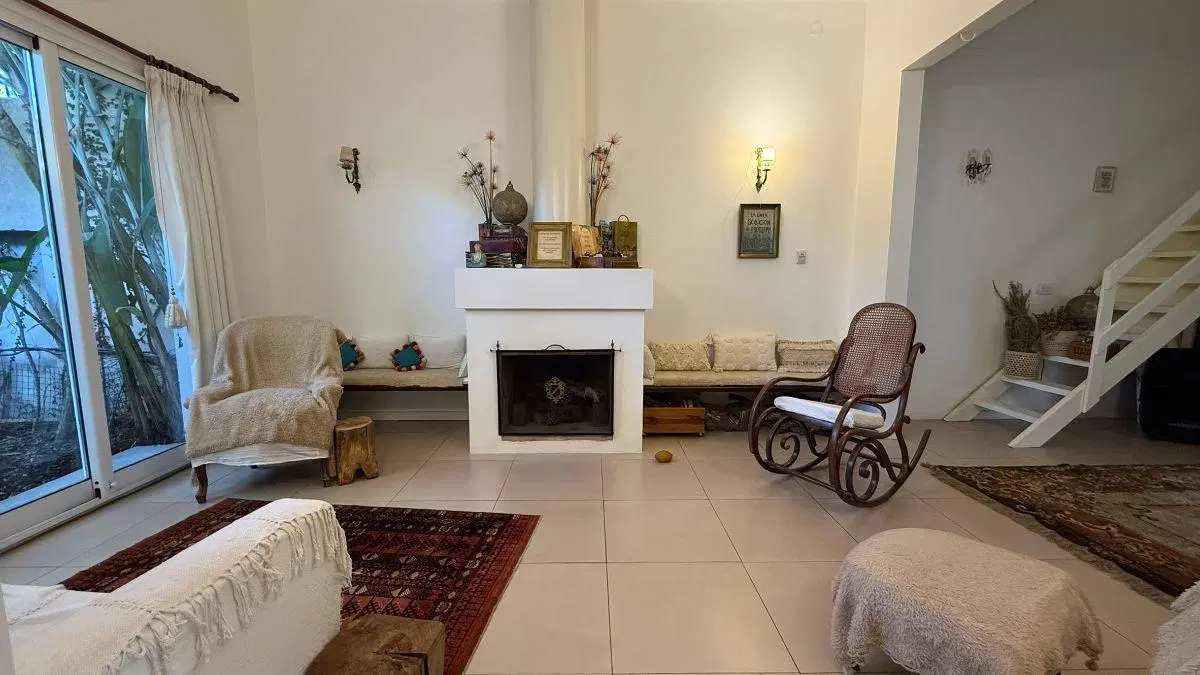 Casa 4 dormitorios amoblada con pileta y jardín, Victoria 1