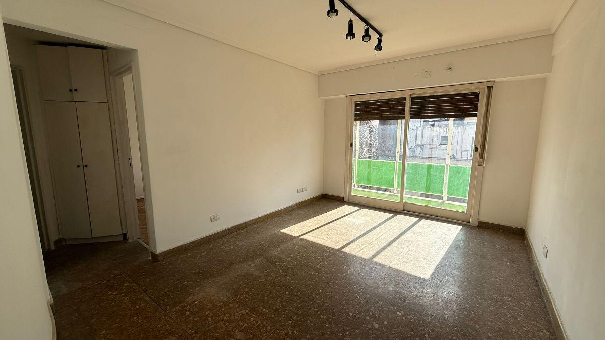 Foto de Apto Credito - 2 Ambientes con Lavadero y Balcon en Morón y Nazca, imagen 1