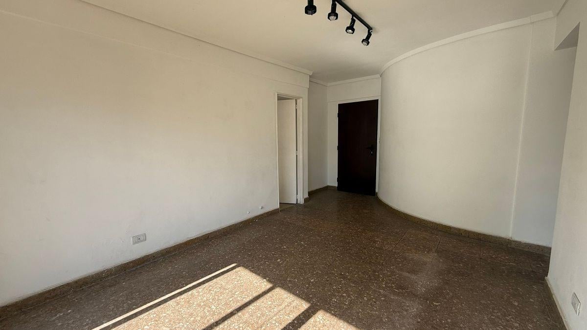 Foto de Apto Credito - 2 Ambientes con Lavadero y Balcon en Morón y Nazca, imagen 4