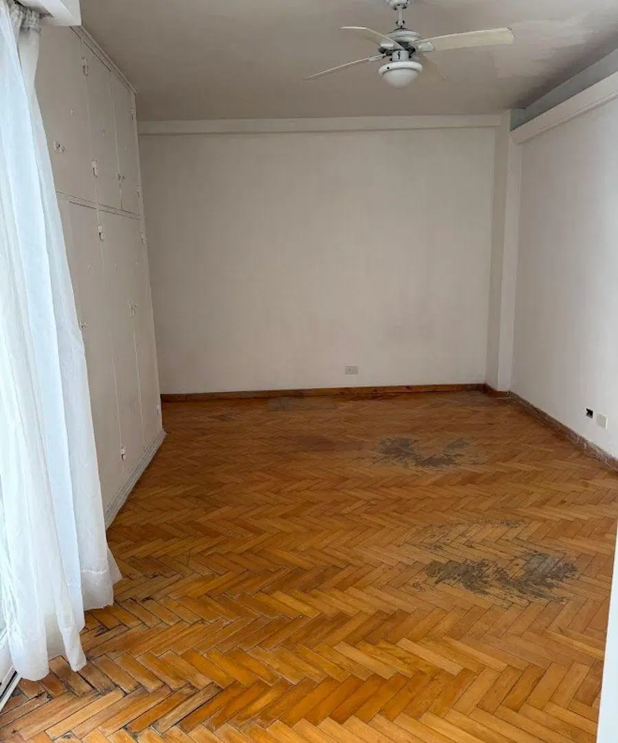 Venta 1 ambiente Barrio Norte 2do piso por escalera 1