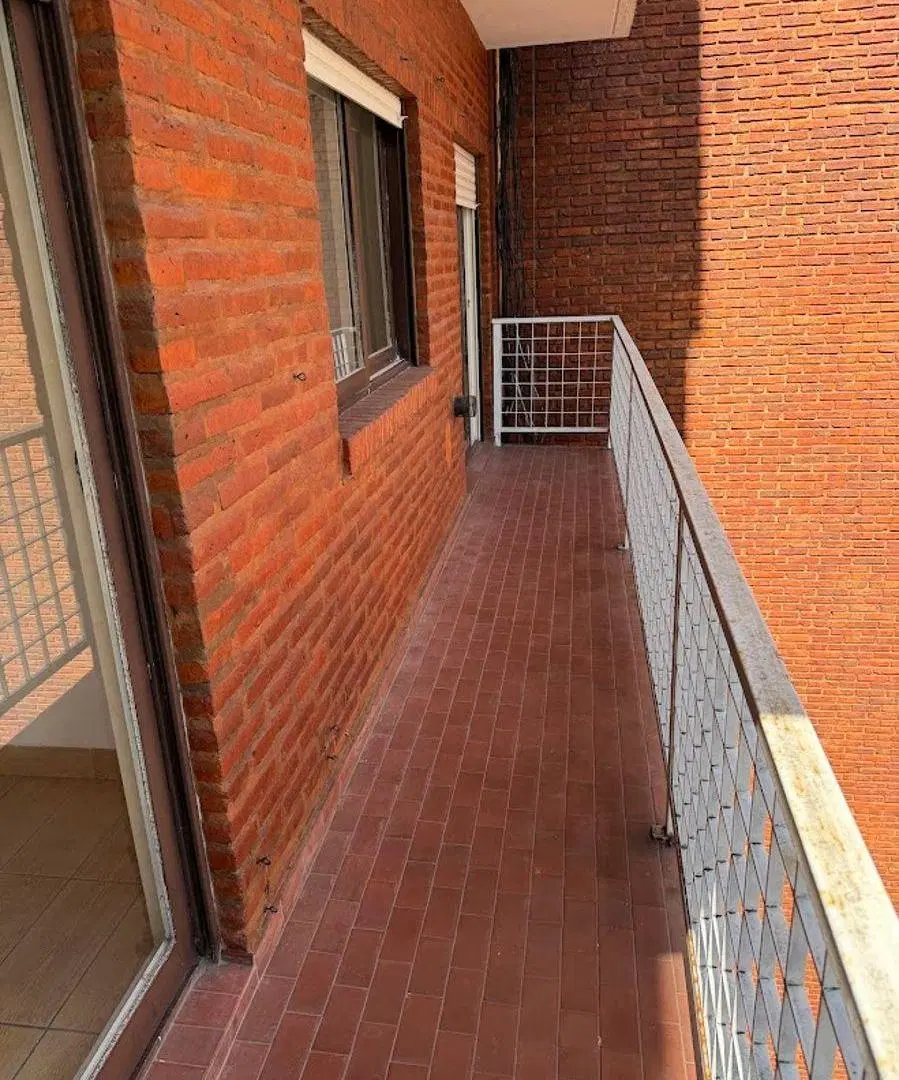 oportunidad 3 ambientes semipiso con cochera y baulera 2
