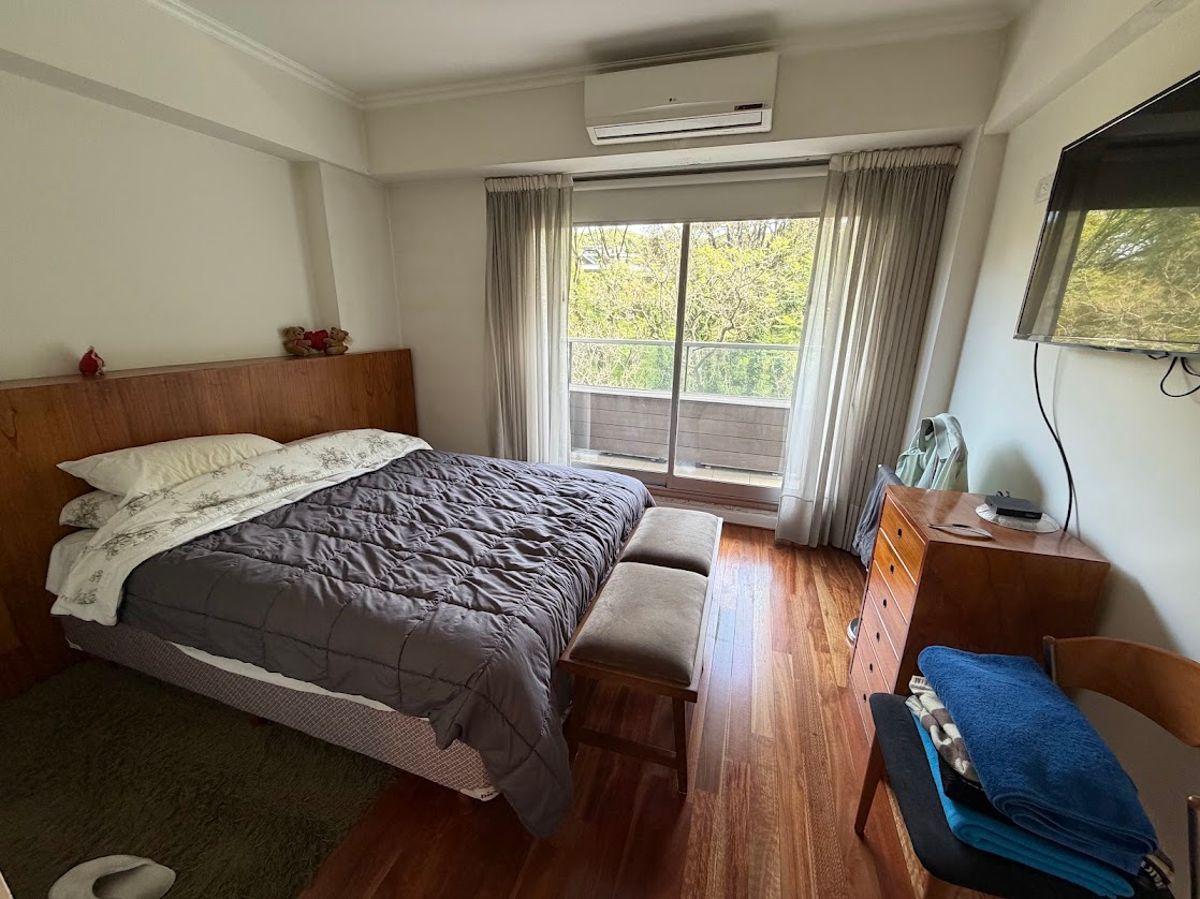 Foto de Venta Palermo Las Cañitas 3 ambientes con dependencia y cochera, imagen 4