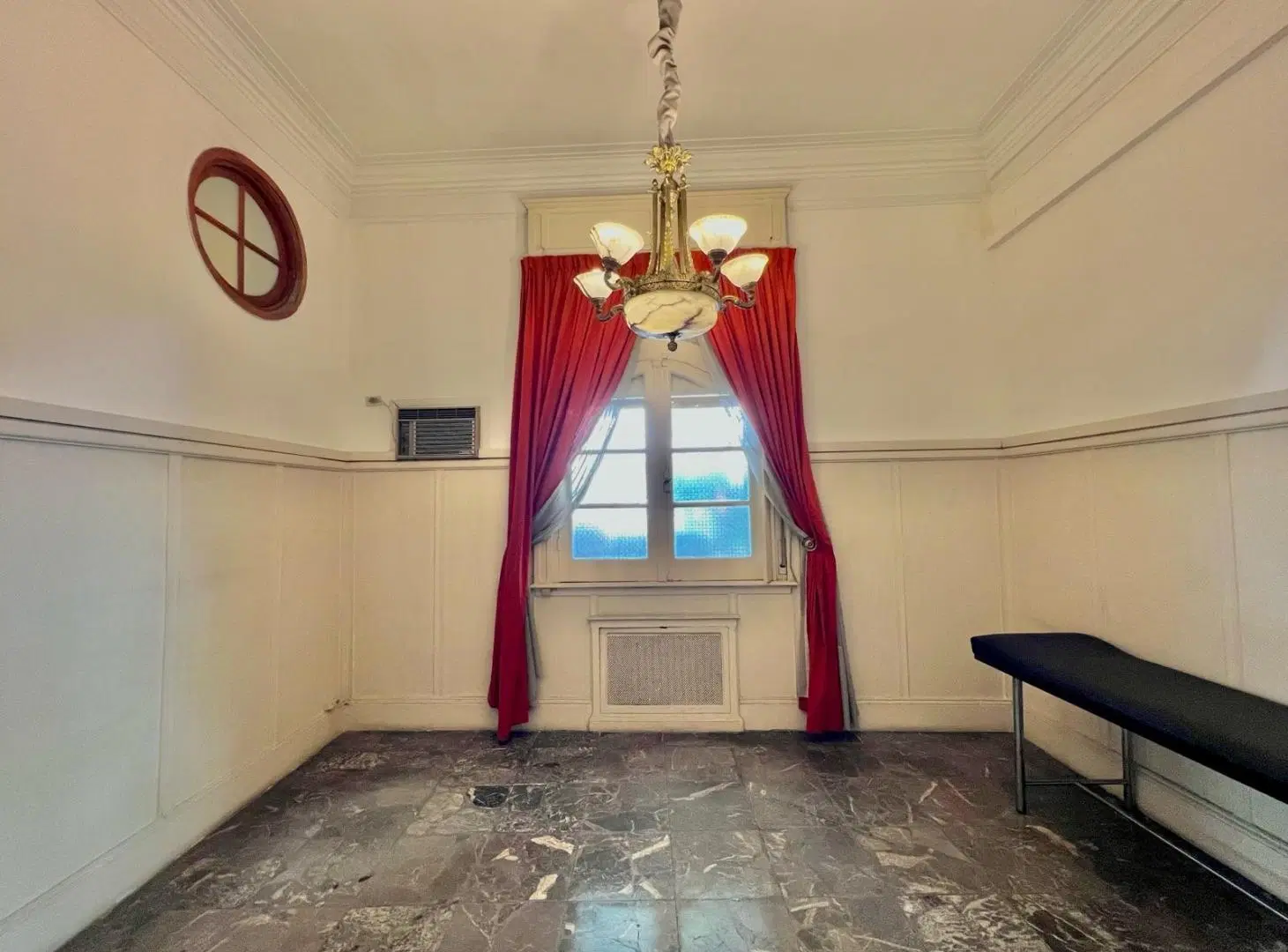 PETIT HOTEL / USOS MULTIPLES sobre lote propio en CABA en venta 2