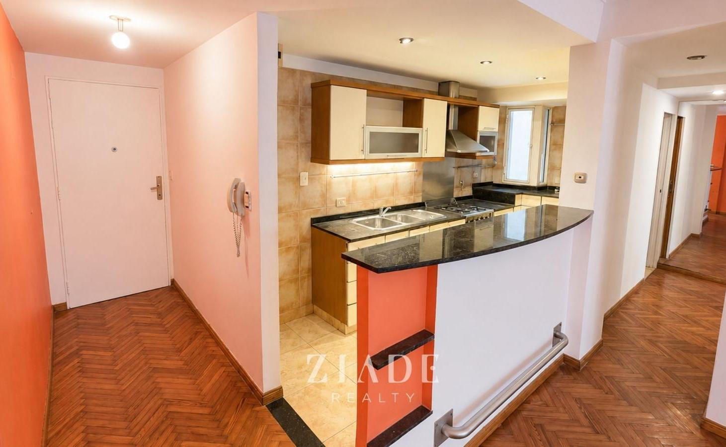 Foto de En venta departamento de 3 ambientes con 60m2 de Terraza en Belgrano, imagen 2